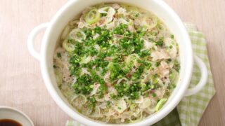 野菜たっぷりヘルシーに！ ねぎたっぷり　ねぎ塩豚バラ鍋